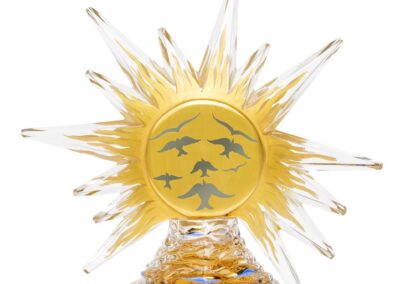 Salvador Dalí and Baccarat — Perfume Bottle Le Roy Soleil1946Crystal© Archives Schiaparelli