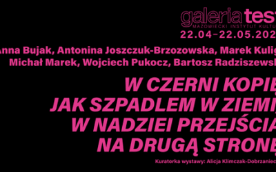 W czerni kopię jak szpadlem w ziemi, w nadziei przejścia na druga stronę